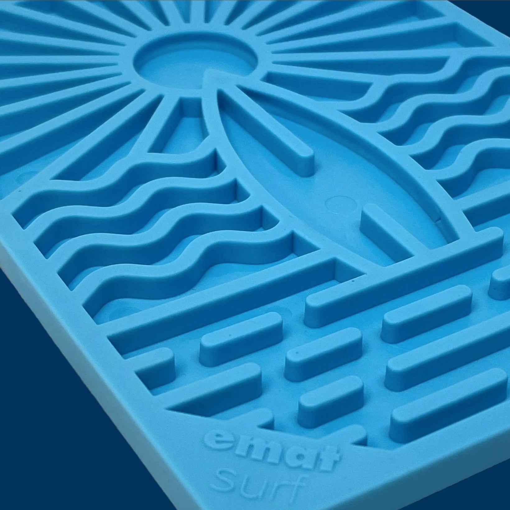 Surf's Up Design eMat Enrichment Lick Mat - small