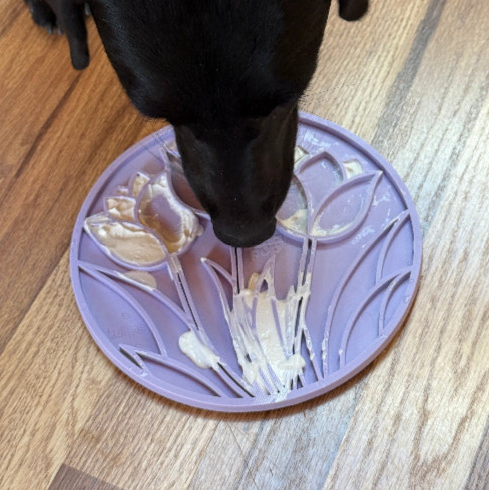 Tulip Design eMat Enrichment Lick Mat With Suction Cups