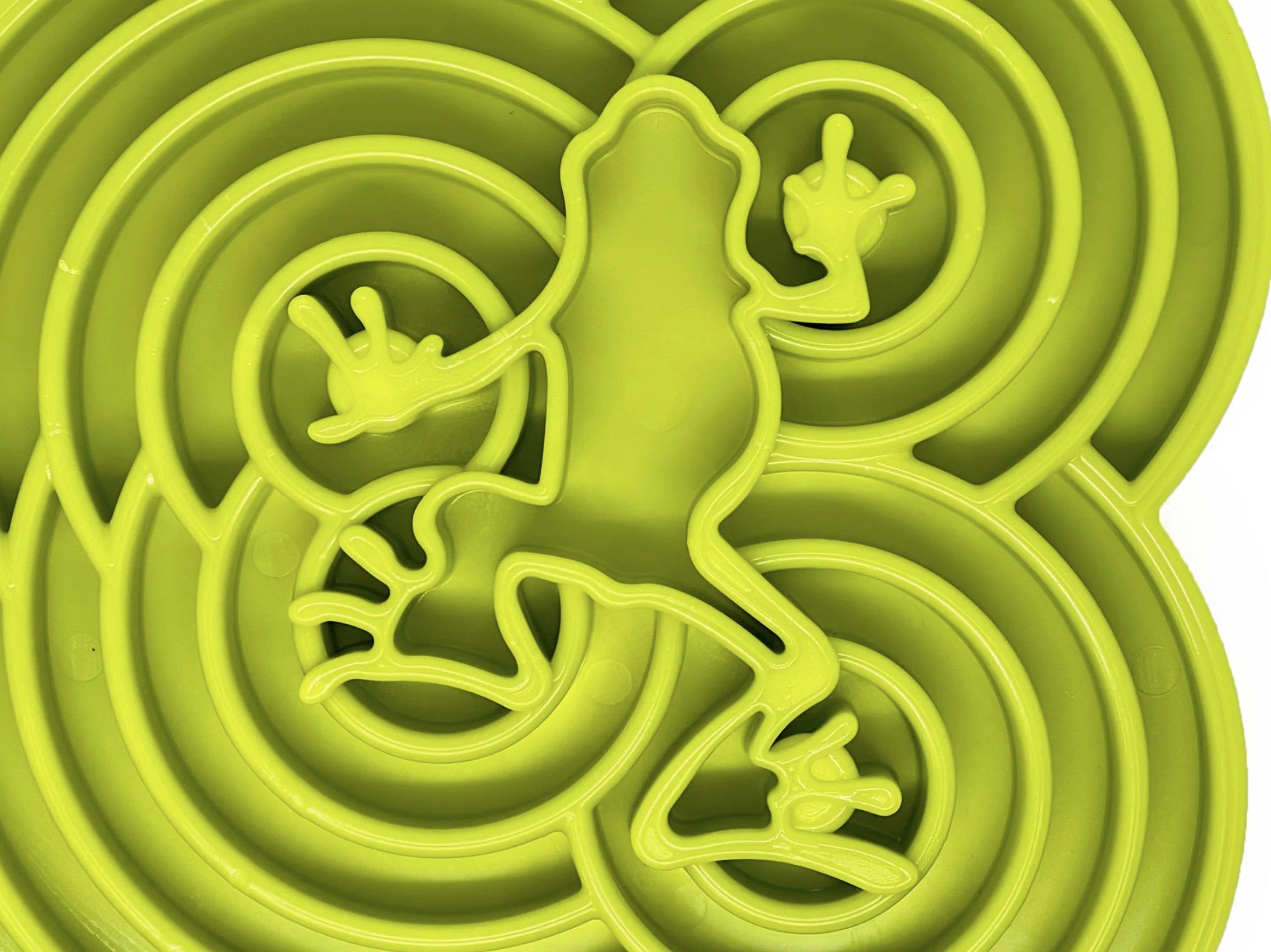 Water Frog Design eTray Enrichment Shallow Slow Feeder Dog Bowl