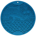 Load image into Gallery viewer, Whale Design eMat Enrichment Lick Mat With Suction Cups
